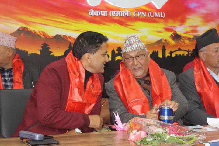ओली,नेम्वाङ र योगेश भट्टराईसंग गोप्य छलफल ? एक्कासि बाहिरियो आन्तरिक कुरा