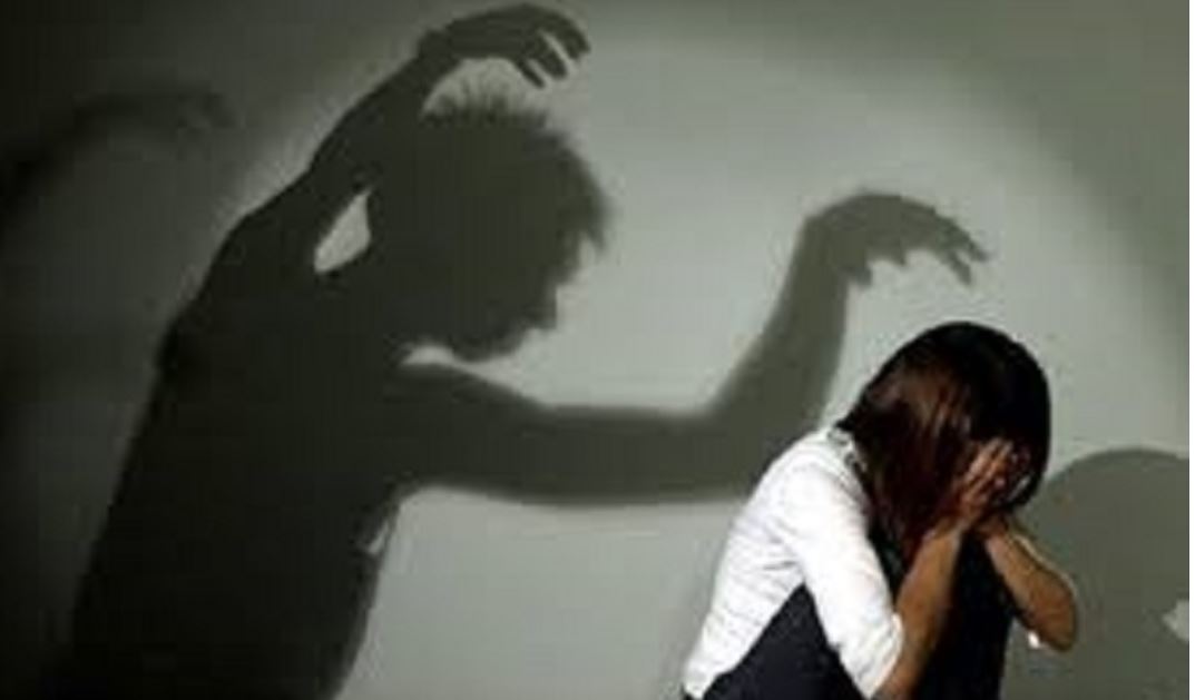 पौडेलले गरे छात्रामाथि हातपात ,परिवारको उजुरी पछी प्रहरी फन्दामा