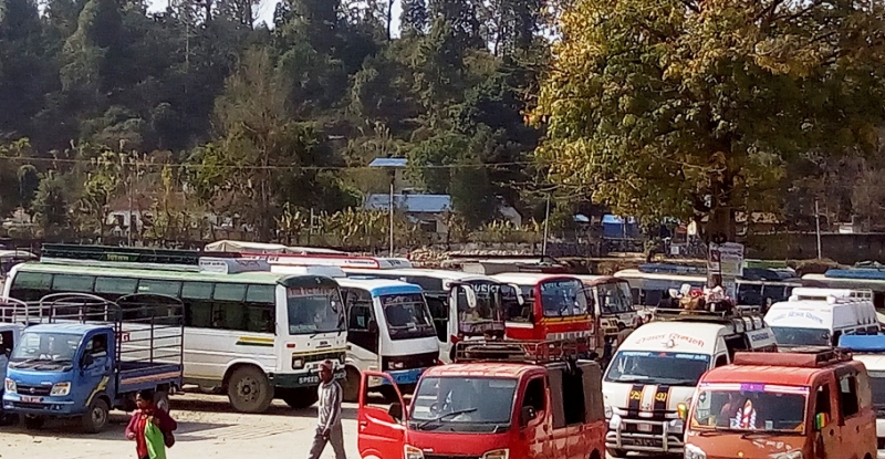 बढी भाडा लिएमा खबर गर्नुस्ः काउन्टरबाटै ११ जनालाई नियन्त्रणमा लियो