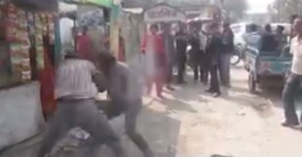कमल र वशन्तको  बिच सडकै कुटाकुट,खास कारण यस्तो पो रहेछ