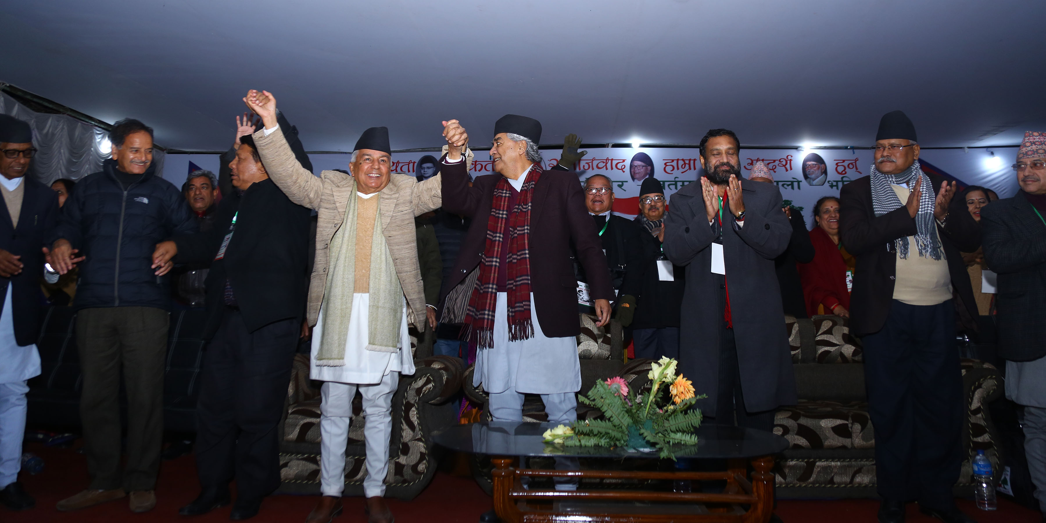 जिल्ला सभापतिहरुको यस्तो रणनीति,कांग्रेसको नेतृत्वमाथि दबाबै दबाब