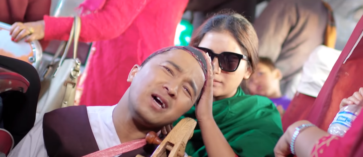 बिष्णु माझी र भागिरथ चलाउने ले गाएको जाउँला बरिलै छोटो समयमै लाखौको मनमा-अधिकांश कमेन्टमा’रुनु सम्म रोए’