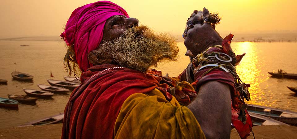 शिव रात्रि आउँन एक दिन अगाबै पशुपतिनाथ मन्दिरमा नागाबाबाहरुले गरे यस्तो चर्तिकला