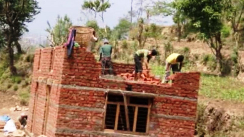 दोलखामा पुनर्निर्माण सुरु भएका ३३ प्रतिशत निजी घर बन्न बाँँकी
