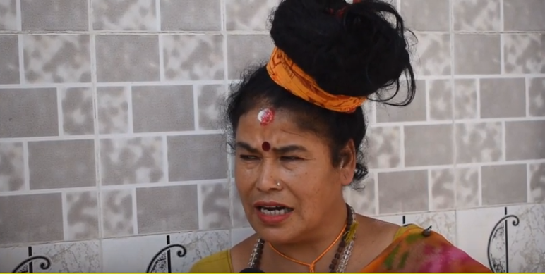 धनको लोभमा आफ्नै श्रीमान र बुहारीले ज्यानै लिने प्रयास ! रुदै मिडियामा ,हेर्नुहोस यो वियोगान्त (भिडियो)