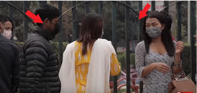 रत्नपार्क र दिउसै यौन धन्दा ! मूकदर्शक प्रहरी(भिडियो)