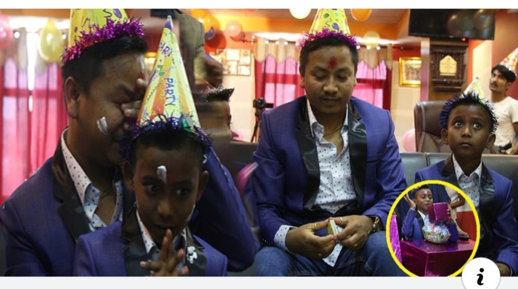 ३ करोड नेपालीका ढुकढुकी अशोक दर्जीको जन्मदिनमा चल्यो रुवाबासी – के भन्छन टंक बुढाथोकी (भिडियो)
