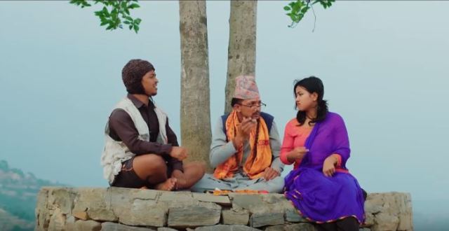 कलाकार विनोद लामाको आवाजमा अर्काे रोमान्टिक गित “पण्डित बा” बजारमा (भिडियो सहित)