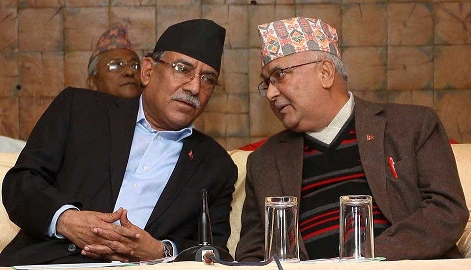 आकाशमै ओलीले दिए प्रचण्डलाई यस्तो कडा जवाफ : म पाँचै बर्षको प्रधानमन्त्री हु(भिडियो)