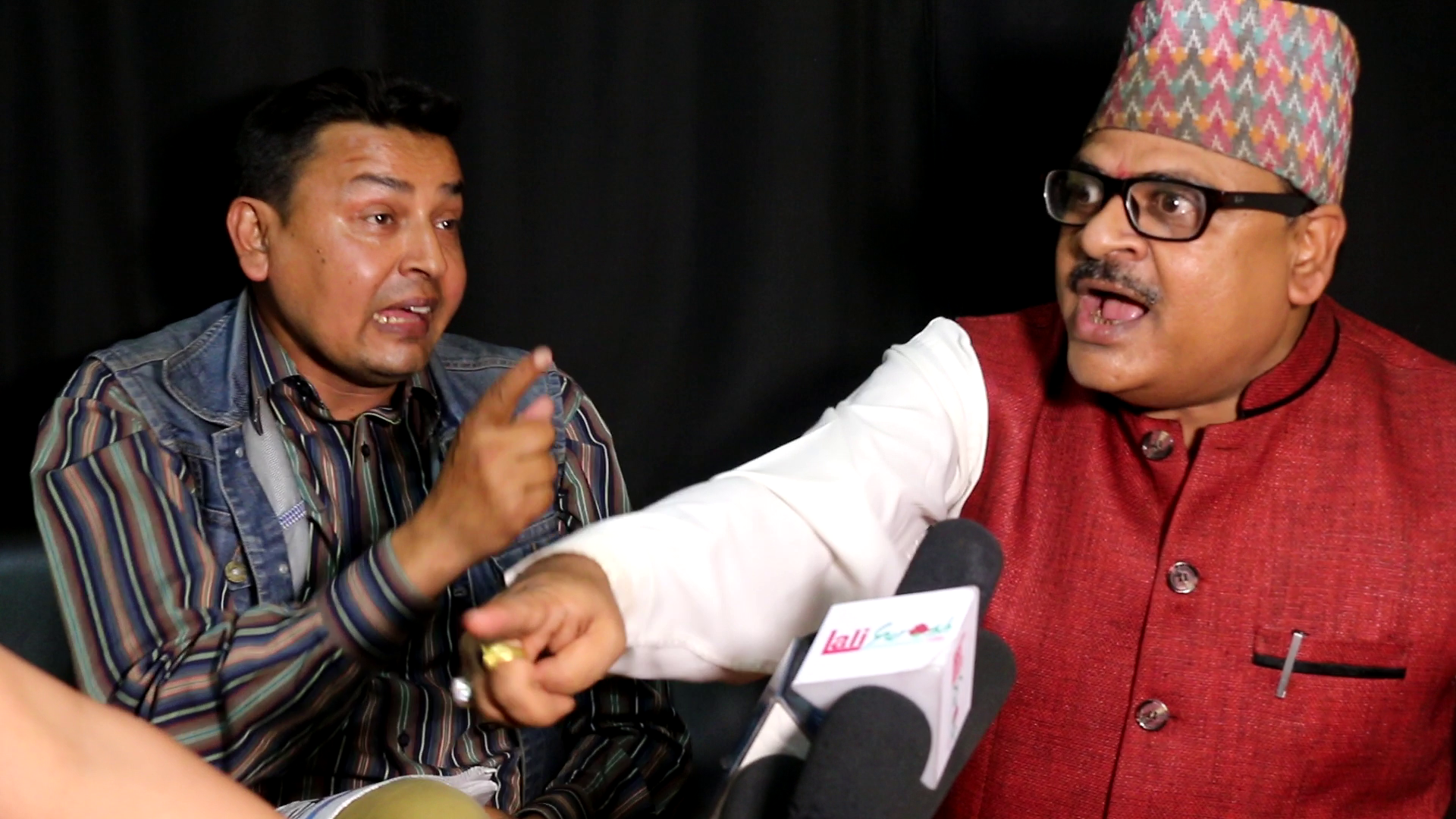 यो बजेट कार्यकर्ताको लागि भनेर उफ्रिएपछि पार्टीको कार्यकर्ता र विश्लेषक बीच अन्तरबार्तामै कुटाकुट