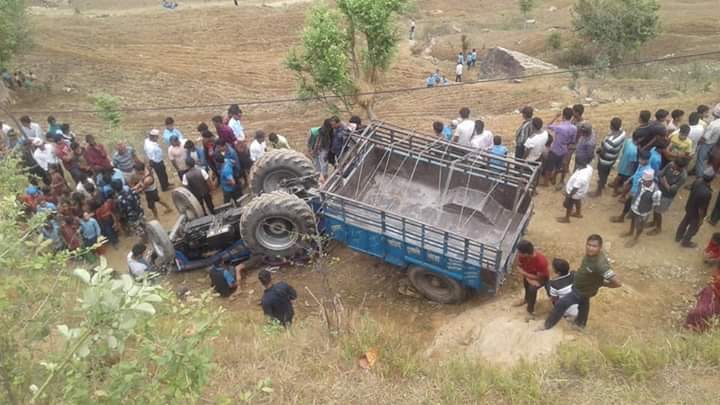 अछाममा दुर्घटना ! २ जना विद्यार्थी सहित ३ जनाको मृत्यु
