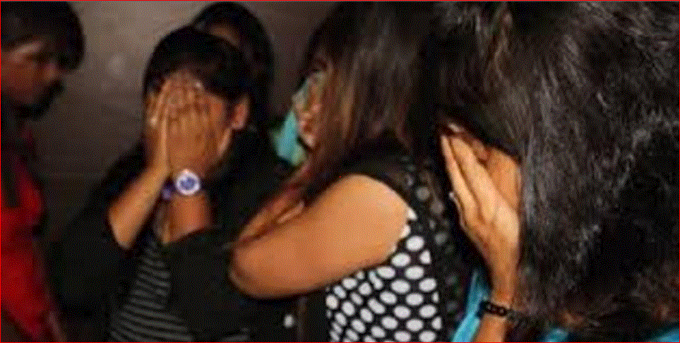 तीन वटा होटेलमा यौनधन्दा !यौन व्यवसाय चलाउने अड्डामा पुग्यो प्रहरी
