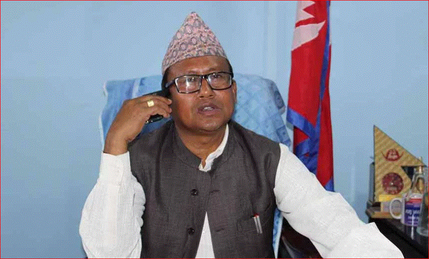 द्वारिकलालले भने- कान समाएर उठबस गर्न तयार छु