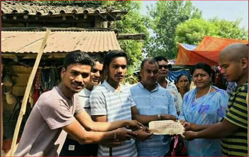 सिर्जनशील नेपालको पहलमा हावाहुरी पीडितलाई उप मेयर केसरी बिष्ट ज्युबाट राहत स्वरुप १० हजार परिवारलाई हस्तान्तरण