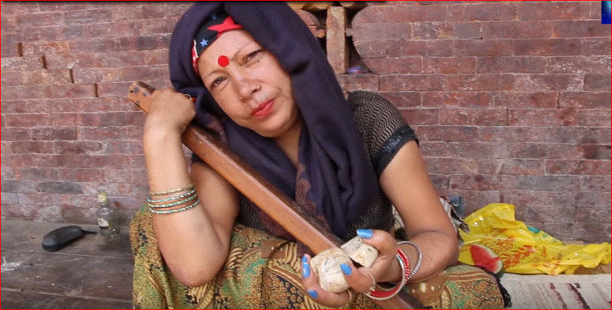 बेबारिसे जिन्दगि बिताएकी भवानी पहिलो पटक मिडियामा आउदा यस्तो थियो दर्दनाक अवस्था,हेर्नुहोस(भिडियो)