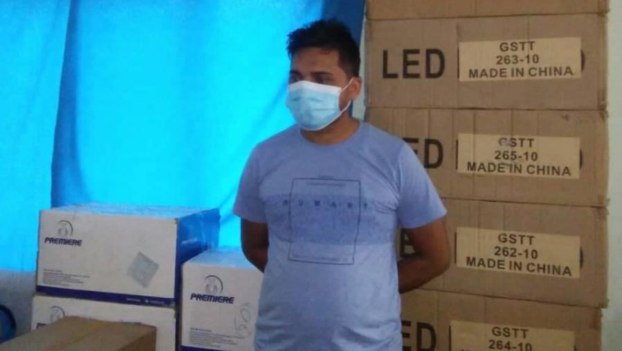 आफ्नै पसल चोर्ने उमेश घिमिरे प्रहरी फन्दामा ! यसकारण चोरेका रहेछन आफ्नै पसल