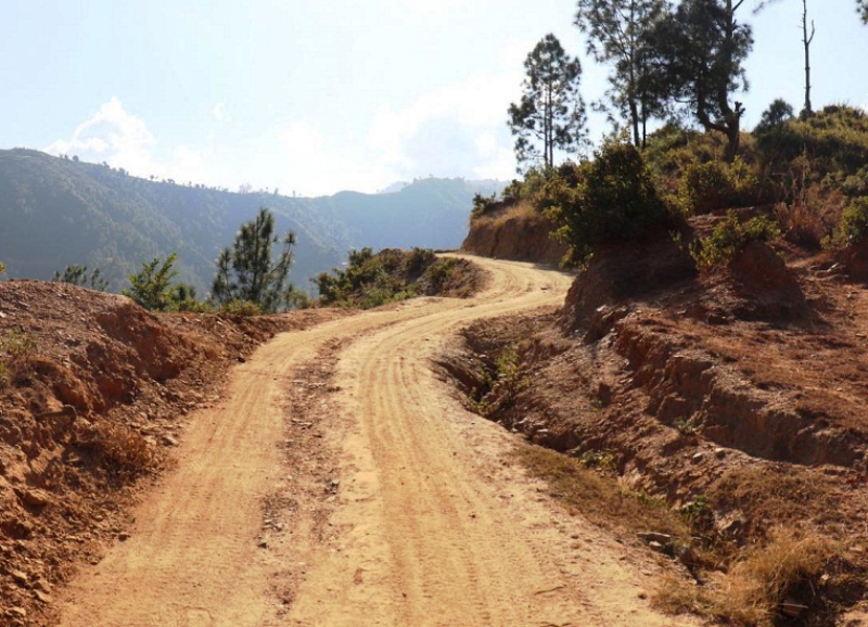 कृषकलाई आयआर्जनमा सघाउन सिन्धुलीमा १२ वटा कृषि सडक निर्माण हुदै