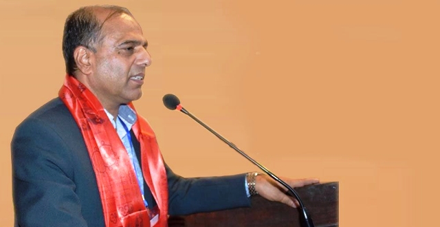 अबको केहि दिनमै दूधको मूल्य बढ्छः कृषिमन्त्री खनाल