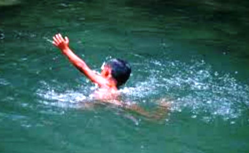 सुनकोशी नदि सिन्धुलीमा डुबेर एक जना बेपत्ता