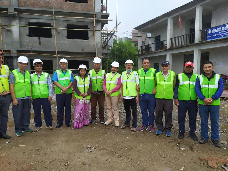 रामेछापमा निर्माणाधिन १२ वटा विद्यालयको पुननिर्माण ६० प्रतिशत पुरा
