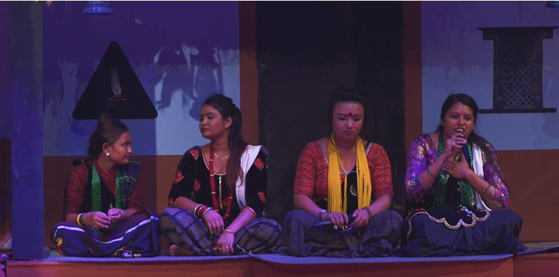 रविन लामिछाने र  बबिता बानिया (जेरी)को घम्सा घम्सी,हेर्नुहोस लाईभ दोहोरि(भिडियो)