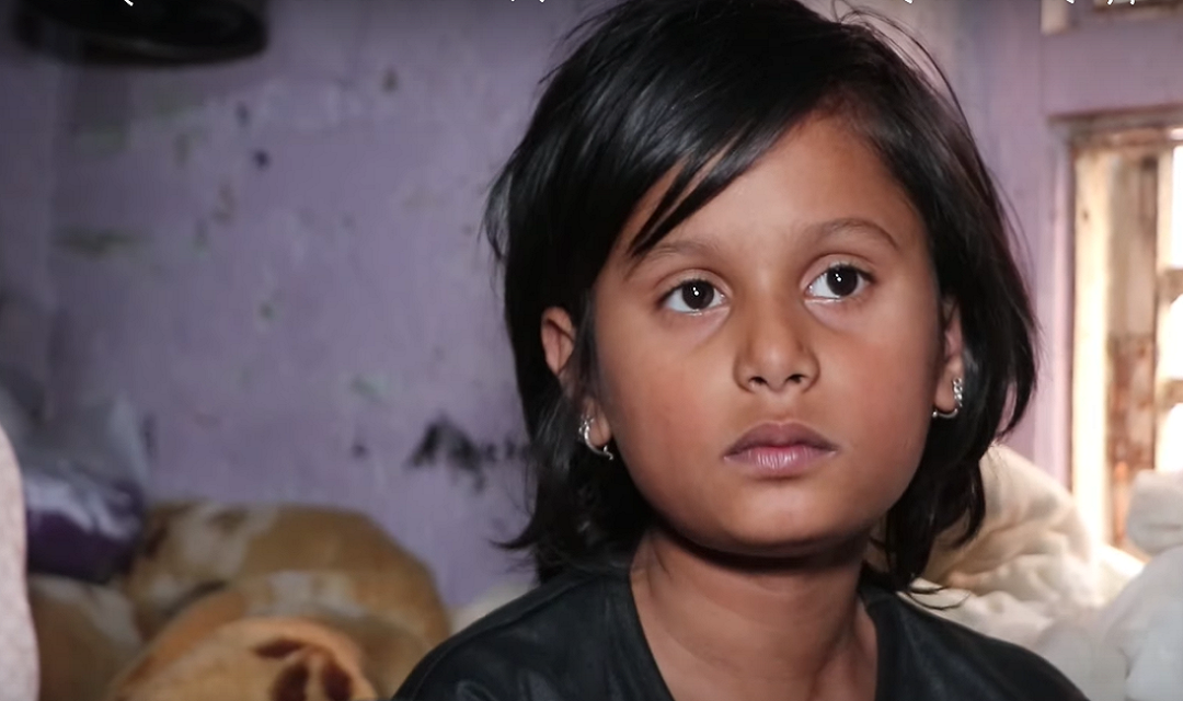 अर्चनालाई पर्यो ठुलो बज्रपात,हेर्नुहोस यो (भिडियो)