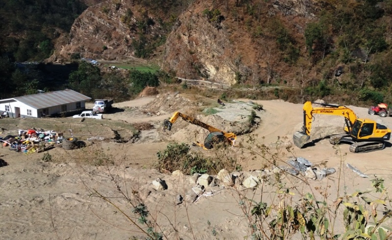 लिखु खोलामा निर्माणाधीन दुई जलविद्युत आयोजना बन्द गर्ने चेतावनी