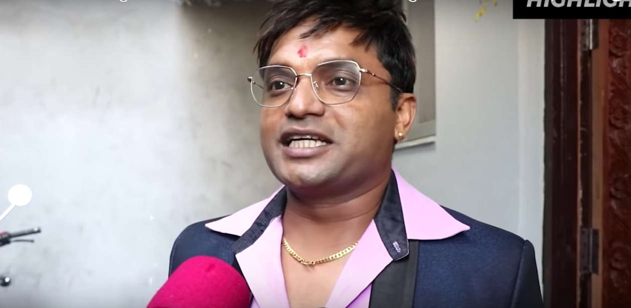 “लु!ट्न सके लु!ट”गित गाउदा बि!बादमा आएका पशुपति शर्माले हा!ने नेताको मुखमा  झा!पड(भिडियो)