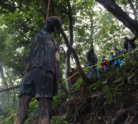 गोदावरीमा झुण्डिएको अवस्थामा शव फेला,अझै पहिचान हुन् सकेन