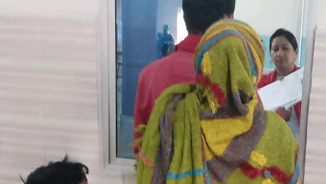 छोरालाई औषधी लिन जाँदा ६ बर्षीया बालिका  ब लात्कृ त