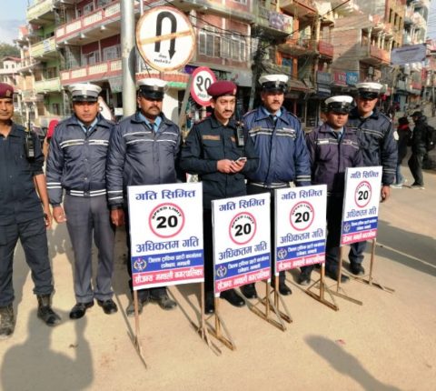 रामेछापको ट्राफिक व्यवस्थापनमा थप कडाई, मन्थली बजार क्षेत्रको अधिकतम गति २०