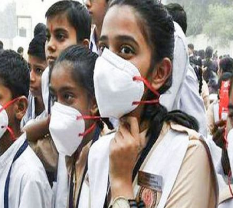 कोरोना भाईरसको त्रास ! माक्सको कालोबजारी बढ्दै,२ रुपैयाँमा पाईने माक्सको २५ देखि ३०