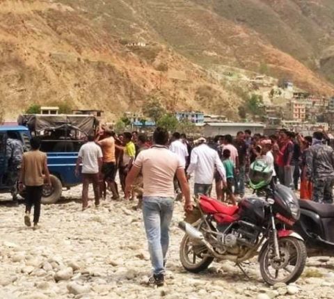 तामाकोशी नदीमा डुबेर एक युवकको ज्यान गयो