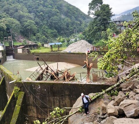 सिन्धुपाल्चोकमा जलविद्युत् आयोजनामा पहिरो