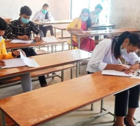 मन्थली नगरपालिकामा कक्षा ११ को परीक्षा सुरु
