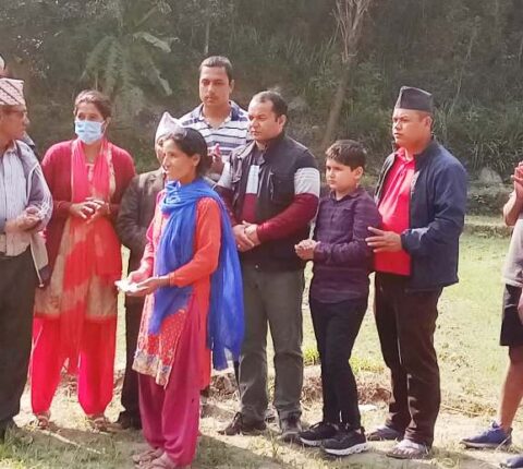 गेलुका आगलागि पीडितलाई नगद सहयोग