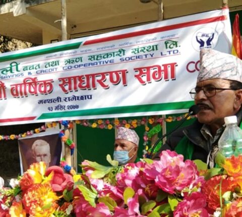 मन्थली बचतको नाफा ७० लाख बढी , उत्पादनका क्षेत्रमा लगानी बढाउनु पर्नेमा नगर प्रमुख बस्नेतको जोड