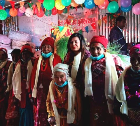क्रिसमस डेको अवसरमा शुभकामना आदान प्रदान