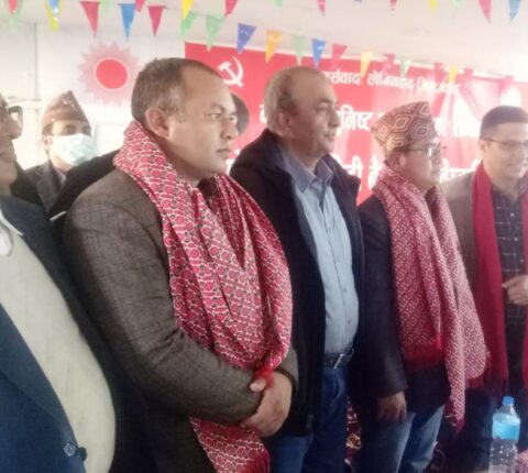 नेकपा ओली समुह रामेछापको अध्यक्षमा आनन्द श्रेष्ठ र सचिवमा पुरुषोत्तम कडरिया