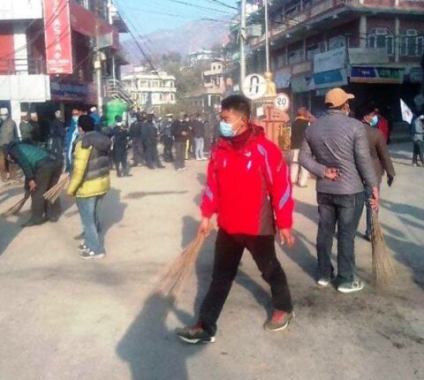 रामेछापमा बन्दको प्रभाव : न पुरै बन्द न पुरै खुला