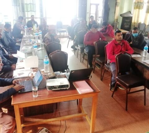 बैदेशिक रोजगारीलाई सुरक्षित बनाउदै रामेछापका स्थानीय सरकार