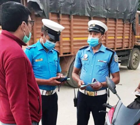 रामेछापको ट्राफिक व्यवस्थामा थप कडाई : ८ महिनामा एक करोड ८ लाख बढी राजश्व सङ्कलन