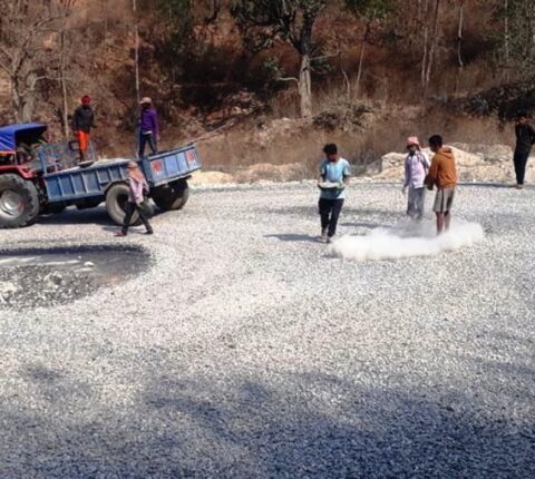 वागमती प्रदेश सरकारको सहयोगमा रामेछापमा ४२ किलोमिटर सकड कालोपत्रे