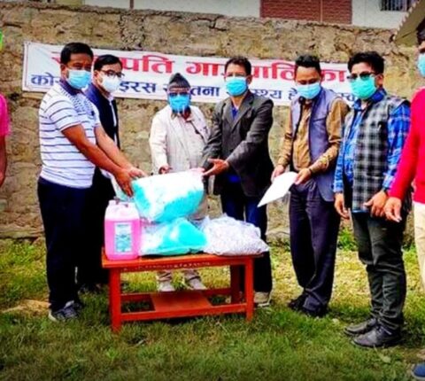 रामेछाप-काठमाडौं सम्पर्क मञ्चद्वारा रामेछापका सवै स्थानीय सरकारलाई स्वास्थ्य सामाग्री सहयोग