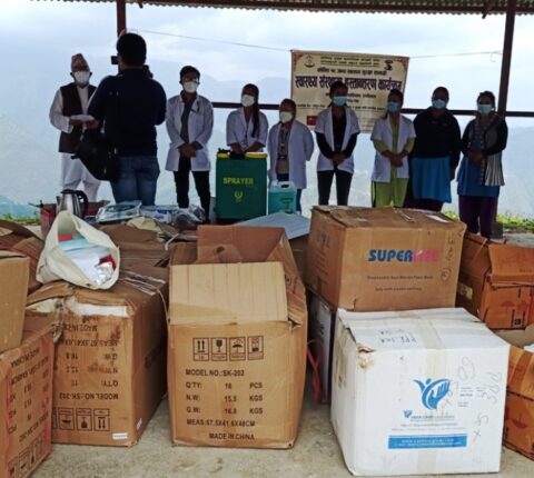 सामुदायिक विकास समाजद्धारा दुई वटा पालिकालाई ३७ लाख रुपैयाँको स्वास्थ्य सामाग्री प्रदान