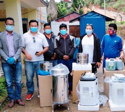 खाँडादेवी प्रगतिशील युवा समाजद्धारा स्वास्थ्य सामाग्री सहयोग