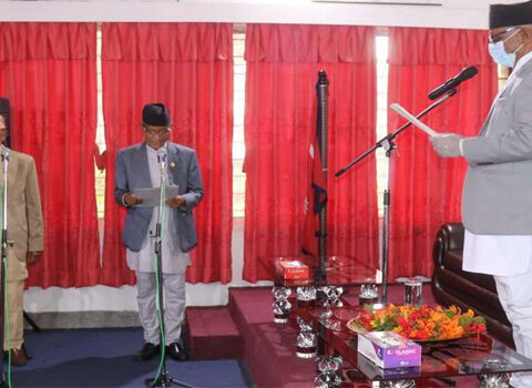 सत्तामा फर्कियो कांग्रेसः दुई मन्त्रीले आजै मन्त्रालयमा पदभार ग्रहण गरे