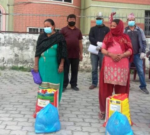 कोरोना प्रभावित ५० घर परिवारलाई खाद्यान्न सहयोग