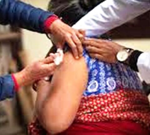 रामेछापमा २० हजार ९ सय बढीले कोरोना विरुद्धको खोप लगाए