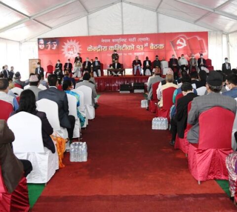 दुई दिनभित्र देउवाको पक्षमा गरेको हस्ताक्षर फिर्ता लिन एमालेको निर्देशन